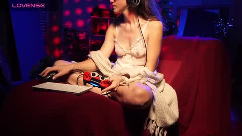 Snapshot of 2photogs_raw chatting on 01/26/25, 12:37 2photogs_raw online show from 01/26/25, 12:37