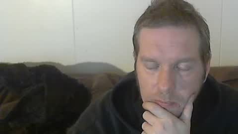 Snapshot of 2small4you83 chatting on 01/04/25, 10:34 2small4you83 online show from 01/04/25, 10:34