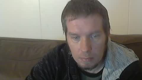 Snapshot of 2small4you83 chatting on 01/19/25, 12:49 2small4you83 online show from 01/19/25, 12:49