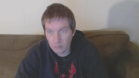 Snapshot of 2small4you83 chatting on 02/18/25, 12:59 2small4you83 online show from 02/18/25, 12:59