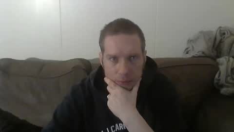 Snapshot of 2small4you83 chatting on 03/08/25, 02:01 2small4you83 online show from 03/08/25, 02:01