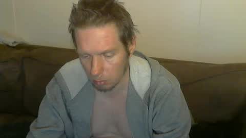 Snapshot of 2small4you83 chatting on 04/25/26, 01:08 2small4you83 online show from 04/25/26, 01:08