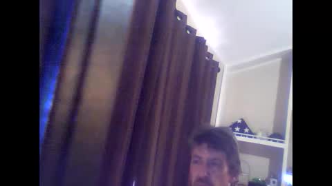 Snapshot of 333fffej chatting on 01/06/25, 10:26 333fffej online show from 01/06/25, 10:26