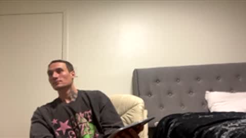 Snapshot of 369sovereign chatting on 12/17/25, 07:47 369sovereign online show from 12/17/25, 07:47