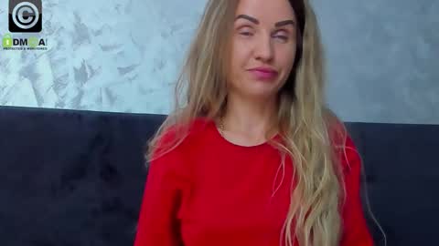 Ella online show from 09/16/25, 08:10