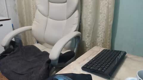 Snapshot of 3sweetcandy3 chatting on 11/22/25, 12:09 3sweetcandy3 online show from 11/22/25, 12:09