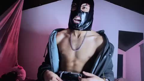 E V I L online show from 11/11/25, 04:34