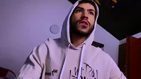 E V I L online show from 07/22/26, 07:33