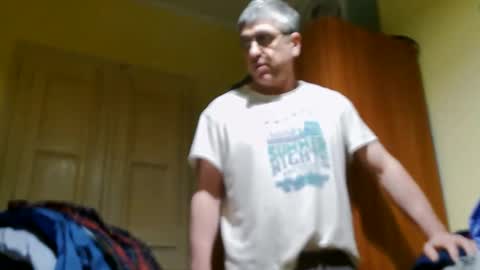 Snapshot of 41bigdick41 chatting on 04/24/26, 05:32 41bigdick41 online show from 04/24/26, 05:32