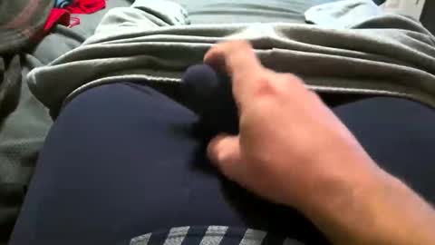 Snapshot of 420bigdickben420 chatting on 11/09/25, 02:37 420bigdickben420 online show from 11/09/25, 02:37