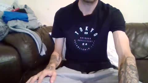 420feetloverr420 online show from 10/01/25, 11:22