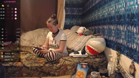 420stonerchick online show from 03/26/26, 01:38