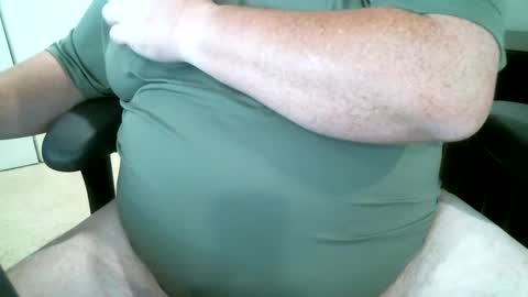 Snapshot of 4bgdaddyks chatting on 09/23/25, 03:48 4bgdaddyks online show from 09/23/25, 03:48