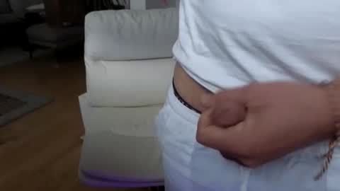 4rjun4 online show from 10/24/25, 08:11