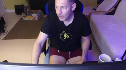 Larese Carlo online show from 10/29/25, 02:36