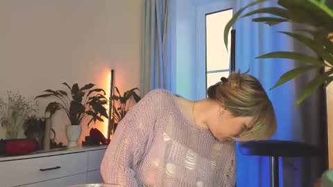 Sunshine online show from 04/17/26, 04:04