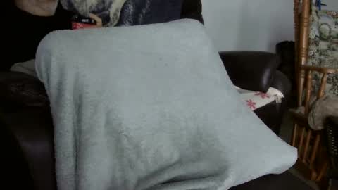 Snapshot of 66bear chatting on 11/02/25, 12:29 66bear online show from 11/02/25, 12:29