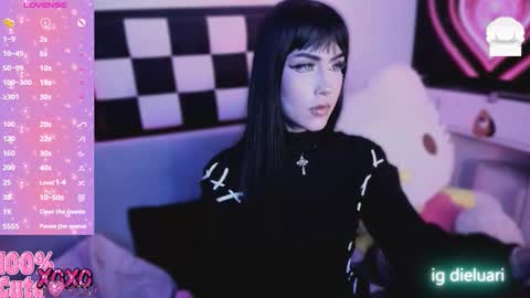  luarii   online show from 12/05/25, 02:20