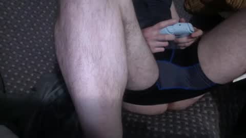 Snapshot of 69ass_tastic chatting on 12/21/24, 09:33 Chris online show from 12/21/24, 09:33