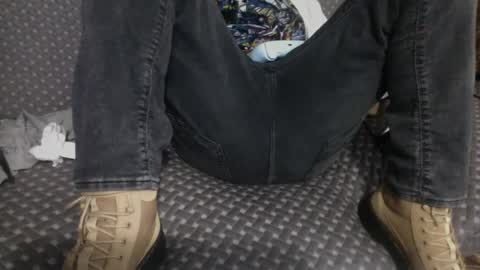 Snapshot of 69ass_tastic chatting on 12/22/24, 04:38 Chris online show from 12/22/24, 04:38