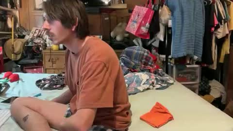 Snapshot of 69j0hndo chatting on 10/23/25, 09:19 FUCKR online show from 10/23/25, 09:19