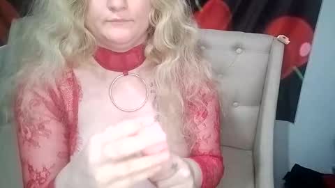 6redhotbunnie9 online show from 11/09/25, 06:12