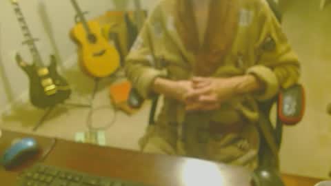 6stringer62 online show from 12/21/25, 07:15