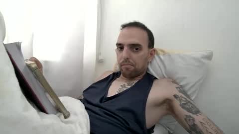 Snapshot of 6sundros chatting on 09/23/25, 12:41 Suny online show from 09/23/25, 12:41