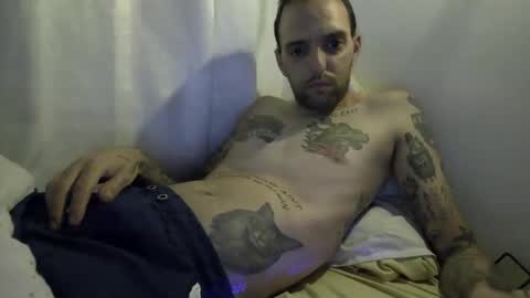 Snapshot of 6sundros chatting on 10/20/25, 09:04 Suny online show from 10/20/25, 09:04