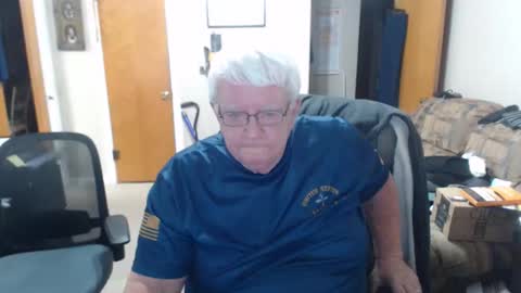 75bubba75 online show from 04/18/26, 01:31