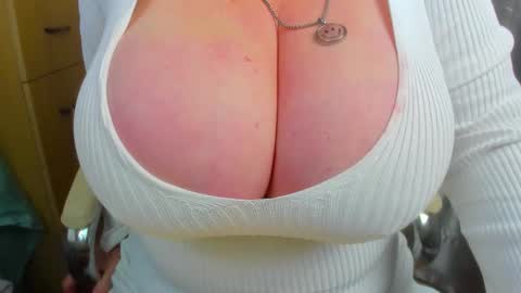 Brendi online show from 02/21/26, 08:15