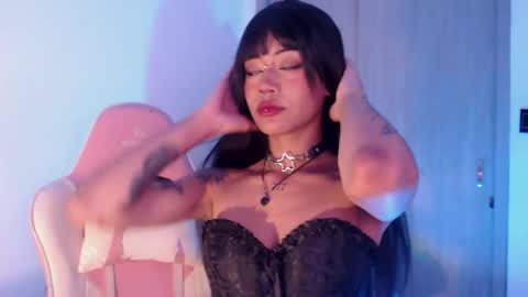 Snapshot of 7_afiro chatting on 10/21/25, 01:06  -   online show from 10/21/25, 01:06