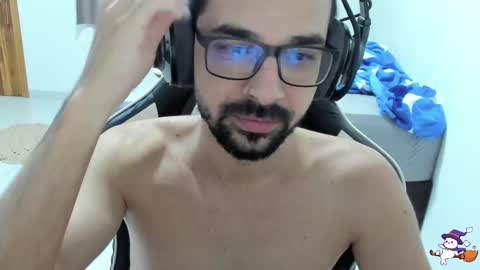 Snapshot of 7_high chatting on 11/05/25, 10:43 high online show from 11/05/25, 10:43