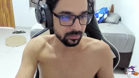 Snapshot of 7_high chatting on 11/06/25, 02:18 high online show from 11/06/25, 02:18