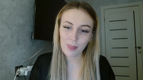 Snapshot of 7melania chatting on 10/08/25, 04:04 7melania online show from 10/08/25, 04:04