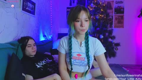 Snapshot of 819sunflowerinahat2016 chatting on 01/03/25, 03:27 Cornelia and Dante online show from 01/03/25, 03:27