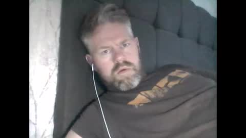 81jonnyx online show from 02/10/25, 01:55