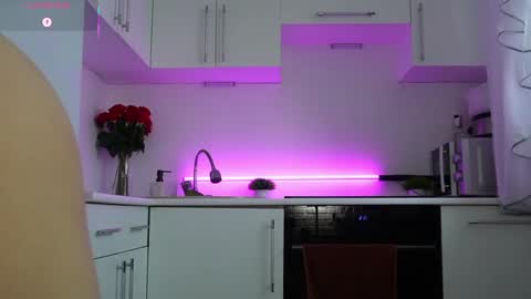 Monicano face online show from 05/20/26, 03:56