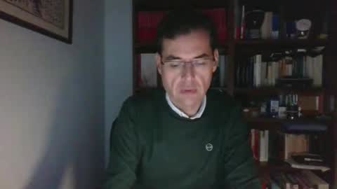 8age online show from 12/25/24, 08:17