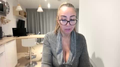 8ciara online show from 12/04/25, 06:55