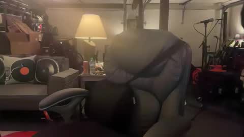 Snapshot of 8curveforyou chatting on 02/28/26, 04:02 8curveforyou online show from 02/28/26, 04:02