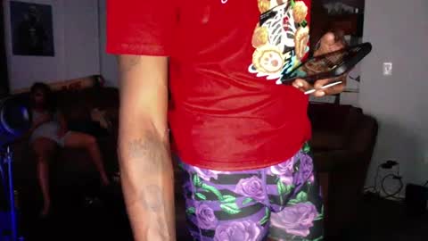 NoFaceNoCase online show from 09/14/25, 10:42