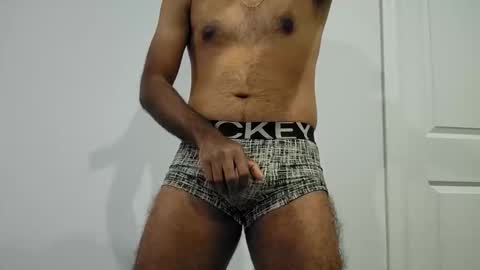 8inch_desi online show from 10/29/25, 10:33