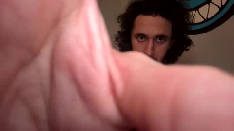 Snapshot of 8inchandres chatting on 02/08/26, 11:46 Andy online show from 02/08/26, 11:46