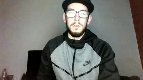 8inchbeam online show from 12/04/25, 04:38