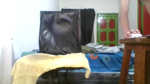 8inchesedger online show from 03/10/26, 11:10