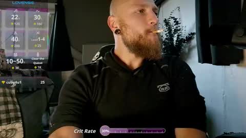 Snapshot of 8inchpunkcub chatting on 10/13/25, 04:18 8Inchpunkpup online show from 10/13/25, 04:18