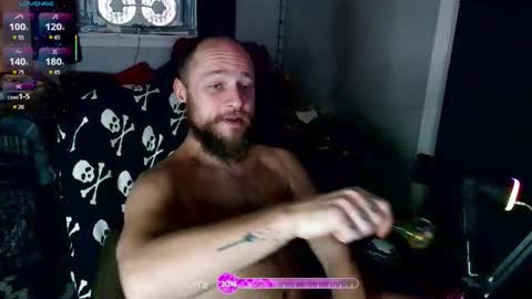 Snapshot of 8inchpunkcub chatting on 12/14/25, 07:18 8Inchpunkpup online show from 12/14/25, 07:18