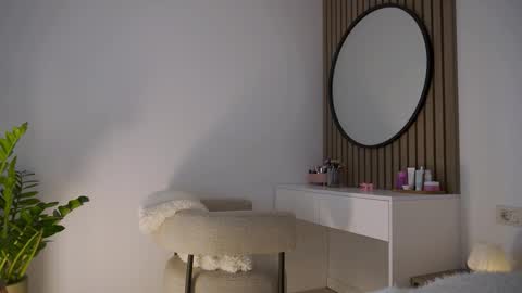 8selene online show from 03/25/26, 02:34