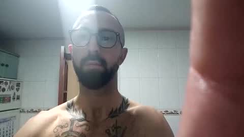 Snapshot of 90gonzalo chatting on 11/21/25, 05:00 90gonzalo online show from 11/21/25, 05:00